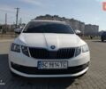 Білий Шкода Октавія, об'ємом двигуна 1.6 л та пробігом 219 тис. км за 12200 $, фото 1 на Automoto.ua