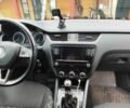 Белый Шкода Октавия, объемом двигателя 1.6 л и пробегом 340 тыс. км за 10800 $, фото 3 на Automoto.ua