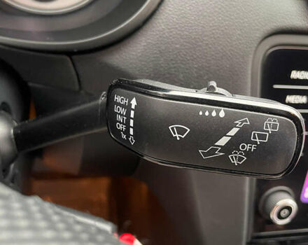 Белый Шкода Октавия, объемом двигателя 1.6 л и пробегом 200 тыс. км за 13700 $, фото 4 на Automoto.ua