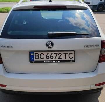 Белый Шкода Октавия, объемом двигателя 1.6 л и пробегом 186 тыс. км за 14900 $, фото 12 на Automoto.ua