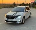 Білий Шкода Октавія, об'ємом двигуна 1.6 л та пробігом 293 тис. км за 12999 $, фото 1 на Automoto.ua