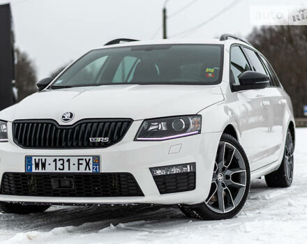 Белый Шкода Октавия, объемом двигателя 2 л и пробегом 260 тыс. км за 13000 $, фото 22 на Automoto.ua