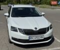 Белый Шкода Октавия, объемом двигателя 1.6 л и пробегом 260 тыс. км за 12800 $, фото 1 на Automoto.ua