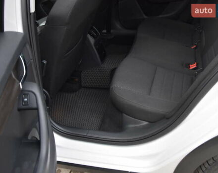 Белый Шкода Октавия, объемом двигателя 1.97 л и пробегом 246 тыс. км за 18300 $, фото 15 на Automoto.ua