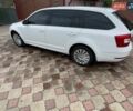 Белый Шкода Октавия, объемом двигателя 1.6 л и пробегом 186 тыс. км за 12000 $, фото 1 на Automoto.ua