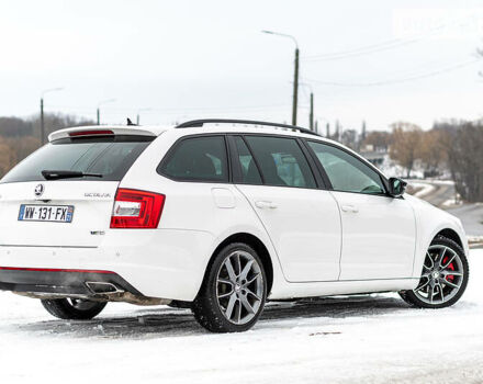 Белый Шкода Октавия, объемом двигателя 2 л и пробегом 260 тыс. км за 13000 $, фото 6 на Automoto.ua