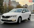 Білий Шкода Октавія, об'ємом двигуна 1.6 л та пробігом 285 тис. км за 10800 $, фото 10 на Automoto.ua