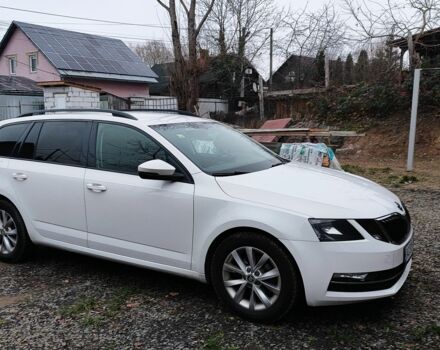 Белый Шкода Октавия, объемом двигателя 1.6 л и пробегом 340 тыс. км за 10800 $, фото 9 на Automoto.ua