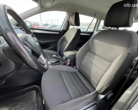 Белый Шкода Октавия, объемом двигателя 1.6 л и пробегом 260 тыс. км за 12490 $, фото 14 на Automoto.ua