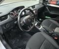 Белый Шкода Октавия, объемом двигателя 1.6 л и пробегом 178 тыс. км за 11750 $, фото 5 на Automoto.ua