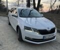 Белый Шкода Октавия, объемом двигателя 1.6 л и пробегом 301 тыс. км за 13200 $, фото 3 на Automoto.ua