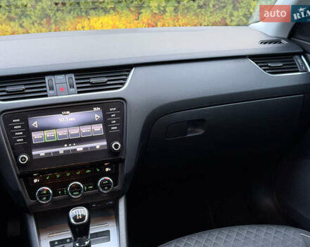 Шкода Октавія 2017 у Стрые на Automoto.ua Білий Шкода Октавія, об'ємом двигуна 1.6 л та пробігом 218 тис. км за 12700 $, фото 43 на Automoto.ua