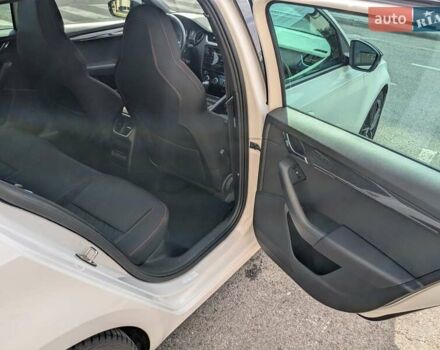 Білий Шкода Октавія, об'ємом двигуна 1.97 л та пробігом 182 тис. км за 19500 $, фото 28 на Automoto.ua