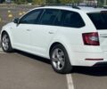 Белый Шкода Октавия, объемом двигателя 2 л и пробегом 220 тыс. км за 16200 $, фото 140 на Automoto.ua