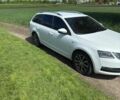 Білий Шкода Октавія, об'ємом двигуна 2 л та пробігом 293 тис. км за 12500 $, фото 2 на Automoto.ua