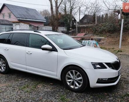 Белый Шкода Октавия, объемом двигателя 1.6 л и пробегом 342 тыс. км за 10800 $, фото 10 на Automoto.ua
