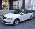 Белый Шкода Октавия, объемом двигателя 1.6 л и пробегом 225 тыс. км за 13500 $, фото 1 на Automoto.ua
