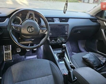 Белый Шкода Октавия, объемом двигателя 1.6 л и пробегом 245 тыс. км за 12499 $, фото 40 на Automoto.ua