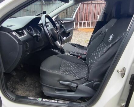 Белый Шкода Октавия, объемом двигателя 1.6 л и пробегом 340 тыс. км за 10800 $, фото 5 на Automoto.ua