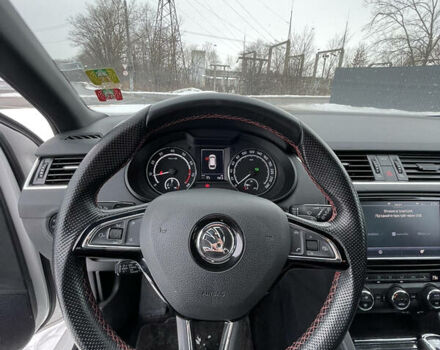 Белый Шкода Октавия, объемом двигателя 2 л и пробегом 260 тыс. км за 13000 $, фото 41 на Automoto.ua