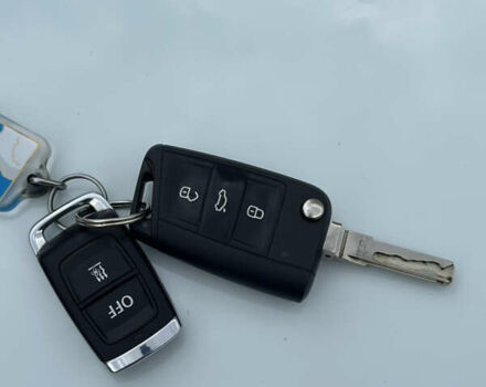 Белый Шкода Октавия, объемом двигателя 1.97 л и пробегом 162 тыс. км за 22500 $, фото 22 на Automoto.ua