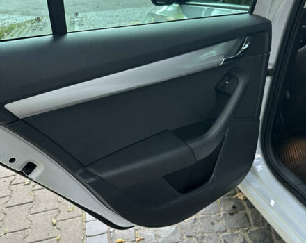 Белый Шкода Октавия, объемом двигателя 1.6 л и пробегом 197 тыс. км за 14499 $, фото 28 на Automoto.ua