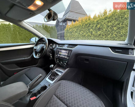 Шкода Октавія 2017 у Стрые на Automoto.ua Білий Шкода Октавія, об'ємом двигуна 1.6 л та пробігом 218 тис. км за 12700 $, фото 38 на Automoto.ua