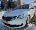 Белый Шкода Октавия, объемом двигателя 1.97 л и пробегом 205 тыс. км за 15500 $, фото 4 на Automoto.ua