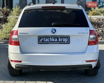 Белый Шкода Октавия, объемом двигателя 1.6 л и пробегом 198 тыс. км за 13500 $, фото 13 на Automoto.ua