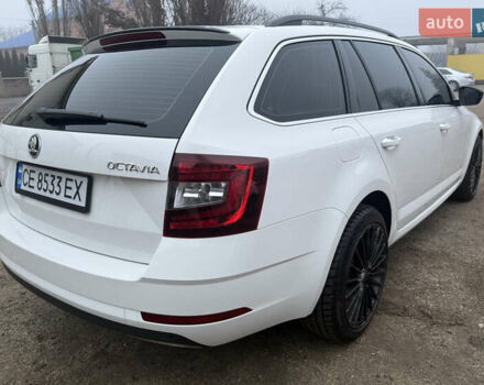 Белый Шкода Октавия, объемом двигателя 2 л и пробегом 320 тыс. км за 14500 $, фото 12 на Automoto.ua