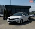 Белый Шкода Октавия, объемом двигателя 1.6 л и пробегом 308 тыс. км за 12990 $, фото 3 на Automoto.ua