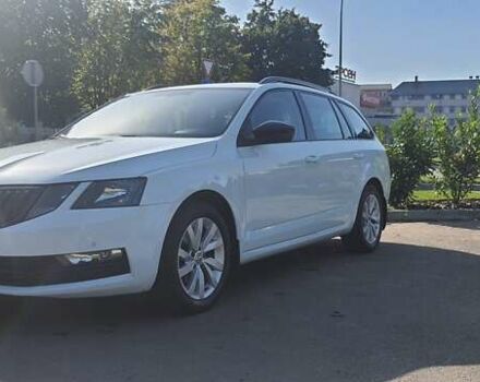 Білий Шкода Октавія, об'ємом двигуна 1.6 л та пробігом 197 тис. км за 14800 $, фото 6 на Automoto.ua