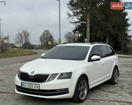Білий Шкода Октавія, об'ємом двигуна 1.8 л та пробігом 216 тис. км за 14190 $, фото 11 на Automoto.ua