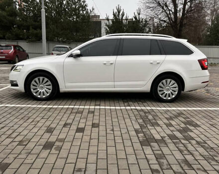 Білий Шкода Октавія, об'ємом двигуна 1.97 л та пробігом 241 тис. км за 15950 $, фото 6 на Automoto.ua