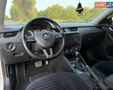 Белый Шкода Октавия, объемом двигателя 1.97 л и пробегом 308 тыс. км за 15600 $, фото 30 на Automoto.ua