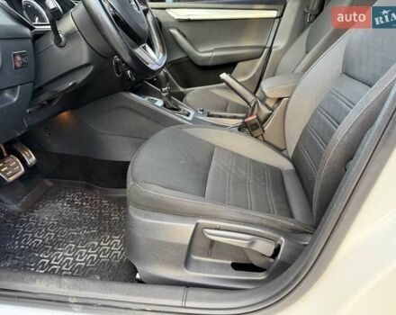 Белый Шкода Октавия, объемом двигателя 1.97 л и пробегом 222 тыс. км за 14900 $, фото 18 на Automoto.ua