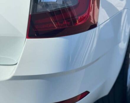 Белый Шкода Октавия, объемом двигателя 2 л и пробегом 220 тыс. км за 16200 $, фото 143 на Automoto.ua