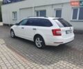 Білий Шкода Октавія, об'ємом двигуна 1.6 л та пробігом 198 тис. км за 13330 $, фото 5 на Automoto.ua