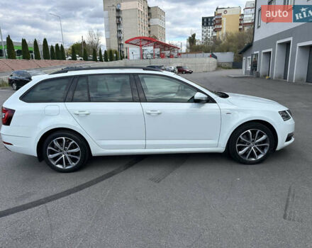 Шкода Октавия 2017 в Виннице на Automoto.ua Белый Шкода Октавия, объемом двигателя 2 л и пробегом 123 тыс. км за 18999 $, фото 14 на Automoto.ua