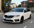 Белый Шкода Октавия, объемом двигателя 1.97 л и пробегом 190 тыс. км за 17900 $, фото 1 на Automoto.ua