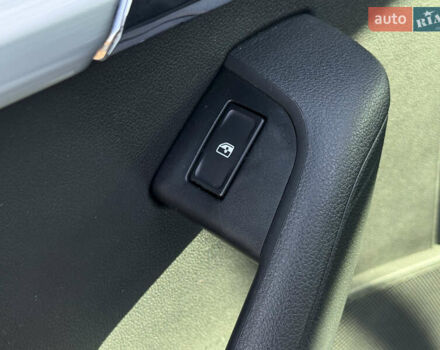 Білий Шкода Октавія, об'ємом двигуна 1.97 л та пробігом 250 тис. км за 13300 $, фото 41 на Automoto.ua