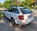 Белый Шкода Октавия, объемом двигателя 1.6 л и пробегом 242 тыс. км за 15000 $, фото 22 на Automoto.ua