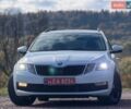 Белый Шкода Октавия, объемом двигателя 2 л и пробегом 251 тыс. км за 15400 $, фото 1 на Automoto.ua