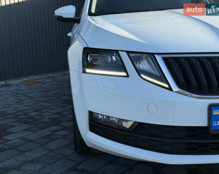 Білий Шкода Октавія, об'ємом двигуна 1.97 л та пробігом 250 тис. км за 13300 $, фото 7 на Automoto.ua
