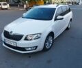 Белый Шкода Октавия, объемом двигателя 1.6 л и пробегом 305 тыс. км за 12500 $, фото 1 на Automoto.ua