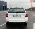 Білий Шкода Октавія, об'ємом двигуна 1.6 л та пробігом 285 тис. км за 10800 $, фото 4 на Automoto.ua