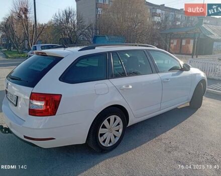 Белый Шкода Октавия, объемом двигателя 1.6 л и пробегом 229 тыс. км за 11500 $, фото 9 на Automoto.ua