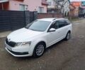Білий Шкода Октавія, об'ємом двигуна 1.6 л та пробігом 247 тис. км за 10900 $, фото 25 на Automoto.ua