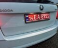 Білий Шкода Октавія, об'ємом двигуна 1.6 л та пробігом 174 тис. км за 9999 $, фото 12 на Automoto.ua