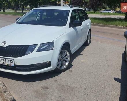 Білий Шкода Октавія, об'ємом двигуна 1.6 л та пробігом 197 тис. км за 14800 $, фото 2 на Automoto.ua